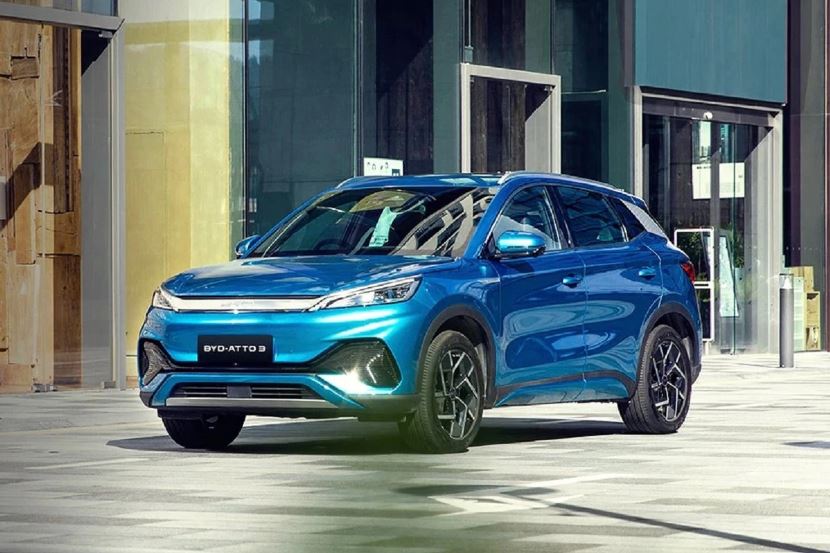 SUV Điện BYD Atto 3 Gây Sốt tại Thái Lan: Đối Thủ Lớn cho VinFast VF 6 Sắp Ra Mắt Tại Việt Nam