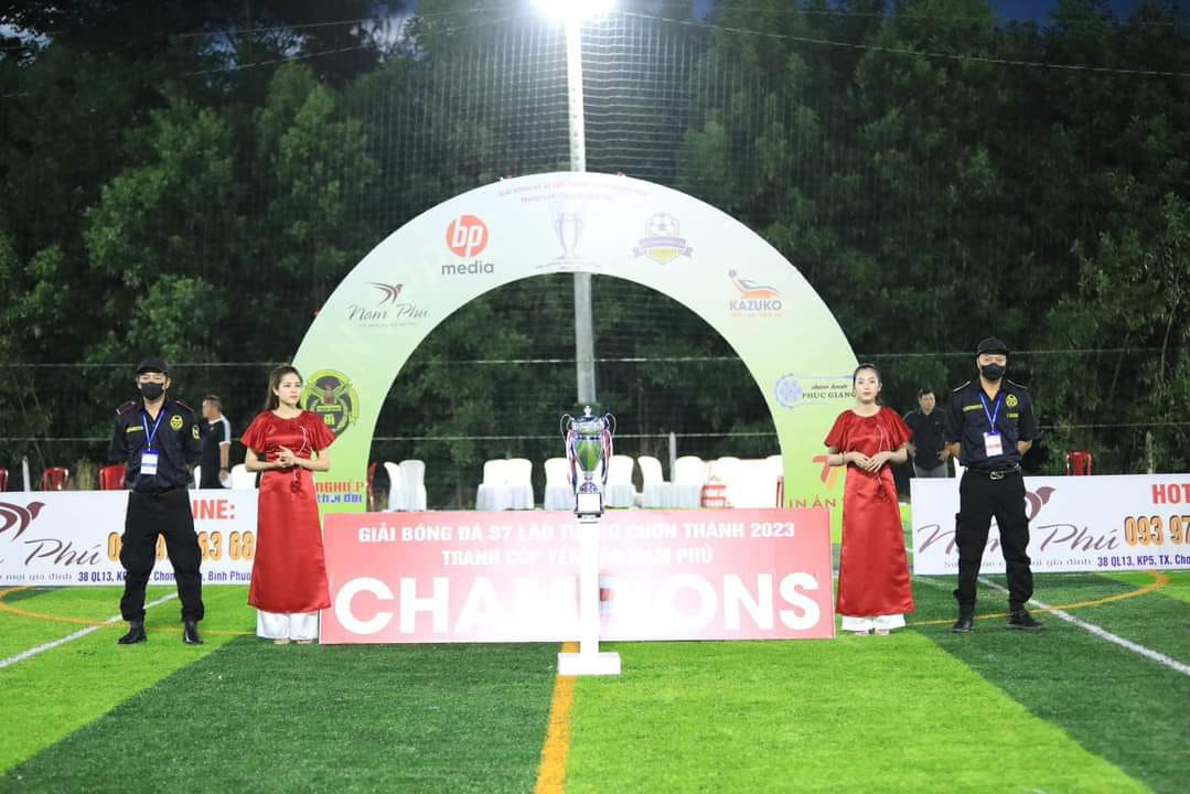 Khép lại giải bóng đá S7 Lão Tướng Chơn Thành: CLB Tony FC đoạt chức vô địch, Nguyễn Đắc Hải lập kỷ lục phá lưới
