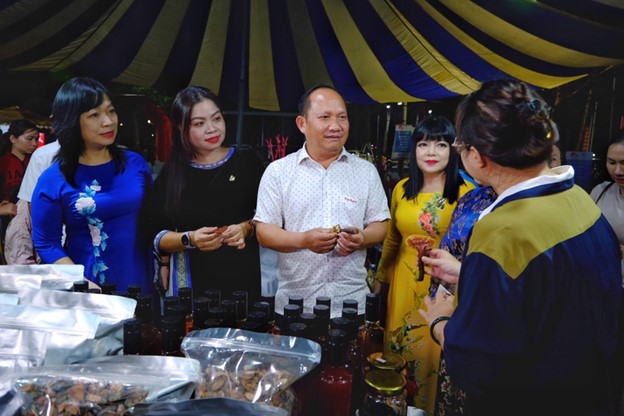 Giới thiệu mô hình phát triển sinh kế hòa nhập cộng đồng cho phụ nữ là nạn nhân mua bán người tại Gia Lai