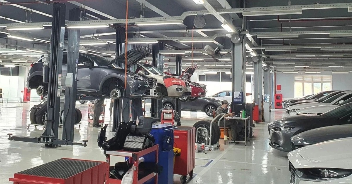 Gặp sự cố trên đường cao tốc, tài xế cần làm gì để giữ an toàn?- Ảnh 1. Gặp sự cố trên đường cao tốc, tài xế cần làm gì để giữ an toàn?- Ảnh 1.