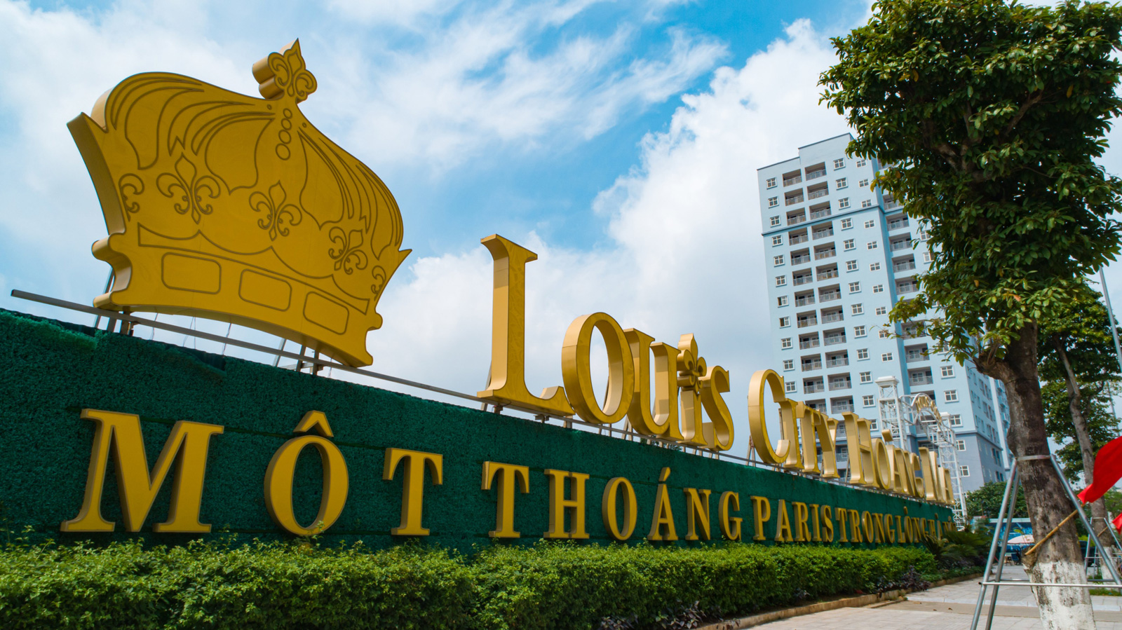 Tạm hoãn xuất cảnh ông Nguyễn Văn Quang, chủ dự án Louis City Hoàng Mai- Ảnh 1. Tạm hoãn xuất cảnh ông Nguyễn Văn Quang, chủ dự án Louis City Hoàng Mai- Ảnh 1.