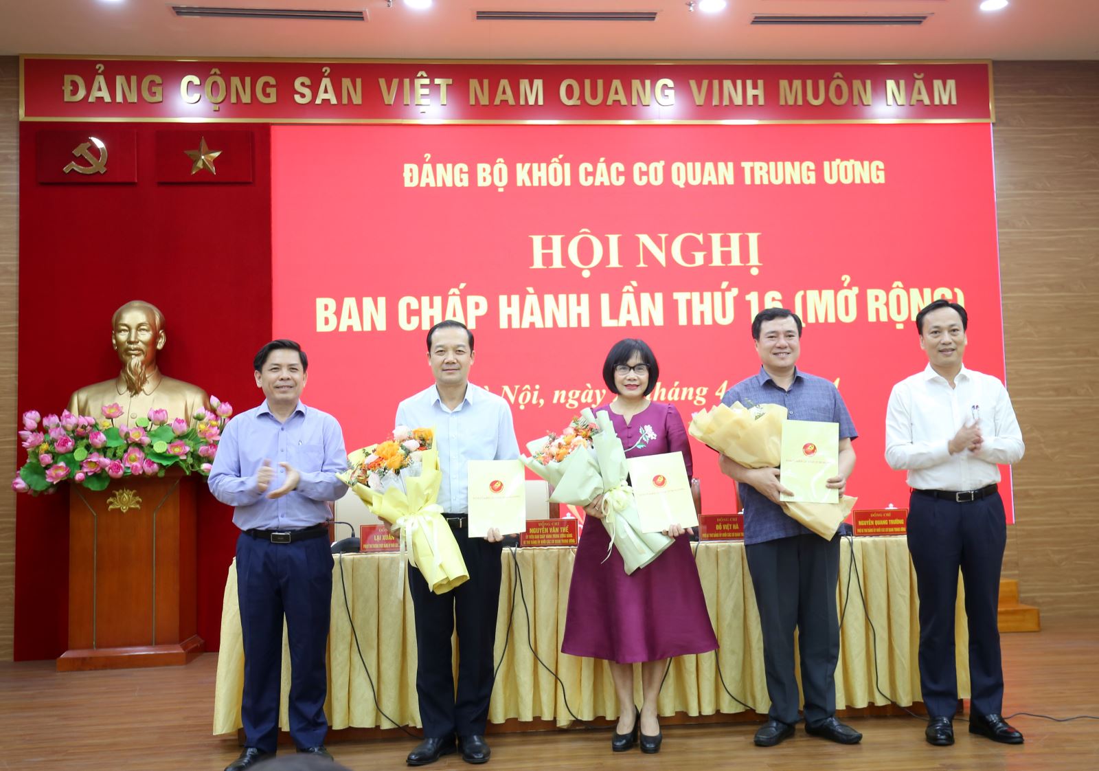 4 Thứ trưởng được Ban Bí thư chỉ định giữ trọng trách mới- Ảnh 1. 4 Thứ trưởng được Ban Bí thư chỉ định giữ trọng trách mới- Ảnh 1.