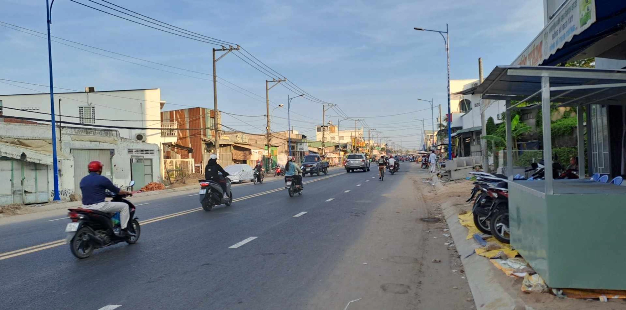 Giá đất tăng vọt nhờ “con đường đau khổ” lột xác- Ảnh 1. Giá đất tăng vọt nhờ “con đường đau khổ” lột xác- Ảnh 1.