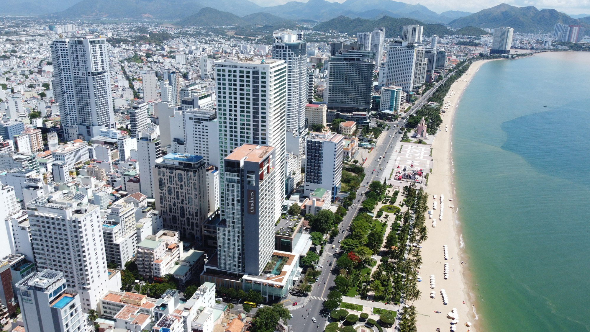 Nha Trang: Nhà đất hút khách nhờ giao thông thuận tiện- Ảnh 1. Nha Trang: Nhà đất hút khách nhờ giao thông thuận tiện- Ảnh 1.