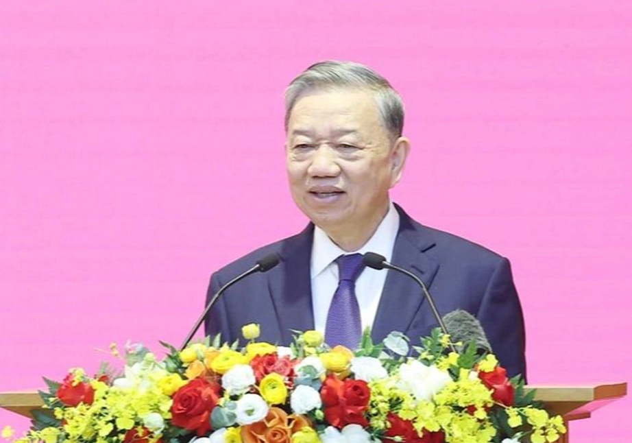 Tổng Bí thư: Xây dựng Văn phòng Trung ương phải là "bộ não", "túi khôn" của Đảng- Ảnh 1. Tổng Bí thư: Xây dựng Văn phòng Trung ương phải là "bộ não", "túi khôn" của Đảng- Ảnh 1.