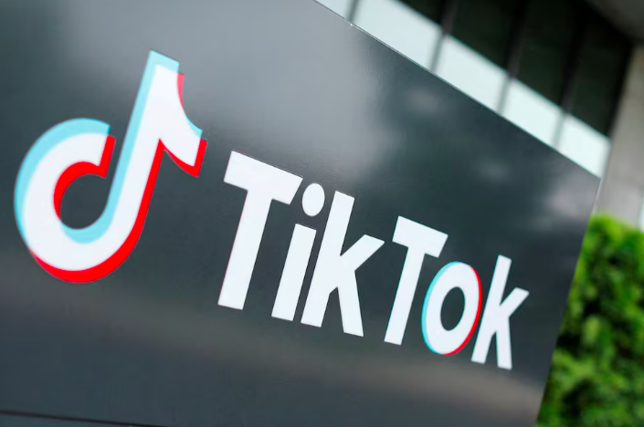 Albania cấm TikTok sau khi một thiếu niên thiệt mạng- Ảnh 1. Albania cấm TikTok sau khi một thiếu niên thiệt mạng- Ảnh 1.