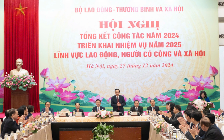 Lực lượng lao động từ 15 tuổi trở lên đạt 52,5 triệu người- Ảnh 1. Lực lượng lao động từ 15 tuổi trở lên đạt 52,5 triệu người- Ảnh 1.