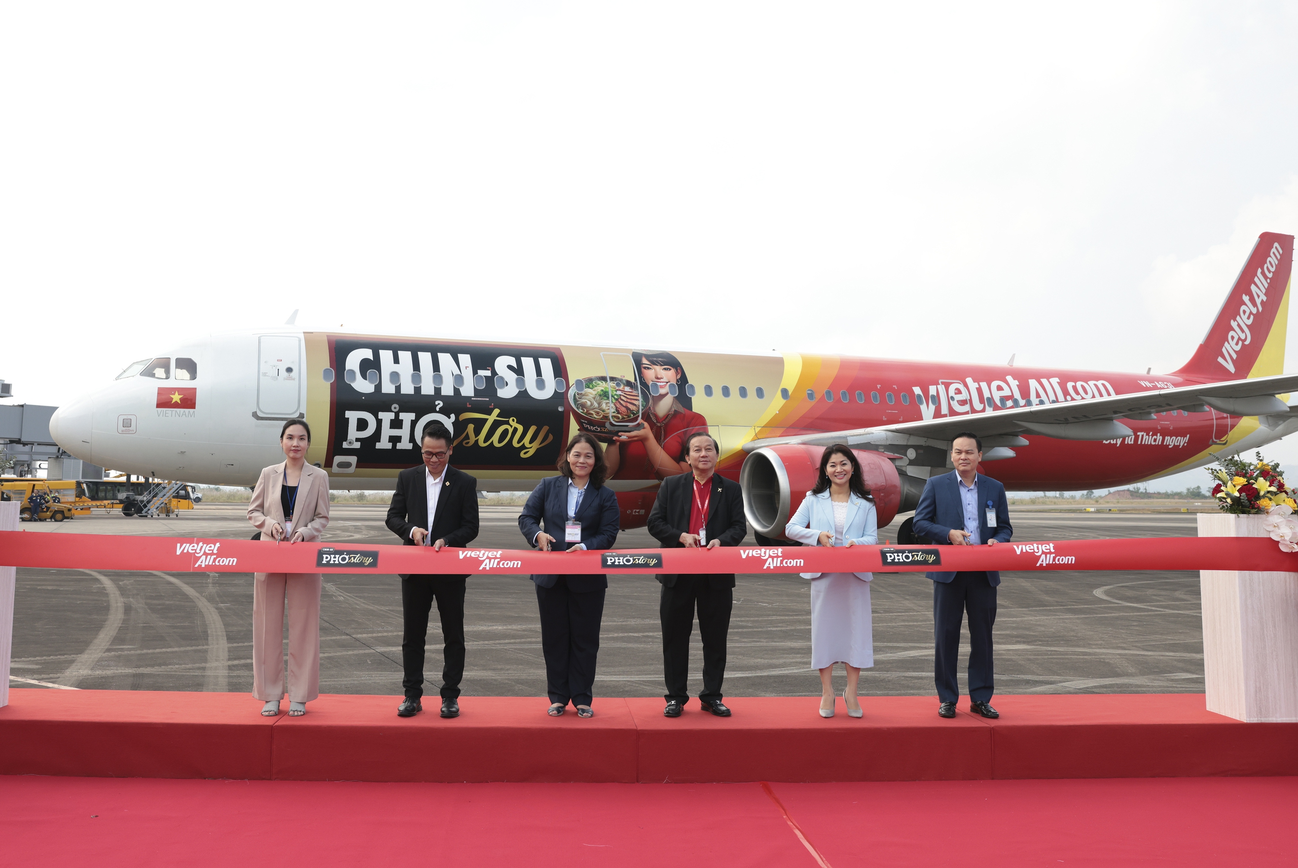 Tận hưởng hương vị Phở Story trên độ cao 10.000m cùng Vietjet- Ảnh 1. Tận hưởng hương vị Phở Story trên độ cao 10.000m cùng Vietjet- Ảnh 1.
