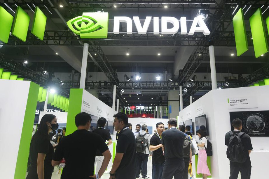 Tăng 3%, cổ phiếu Nvidia dẫn đầu nhóm công nghệ- Ảnh 1. Tăng 3%, cổ phiếu Nvidia dẫn đầu nhóm công nghệ- Ảnh 1.
