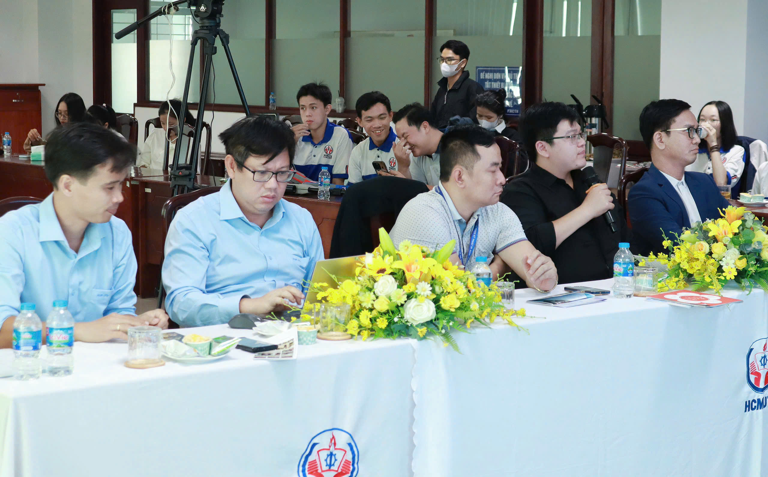 Học viện Kỹ năng VTALK đồng hành cùng Đại học Sư phạm Kỹ thuật TP.HCM trong cuộc thi “Ý tưởng khởi nghiệp – UTE JUNIOR STARTUP 2024”