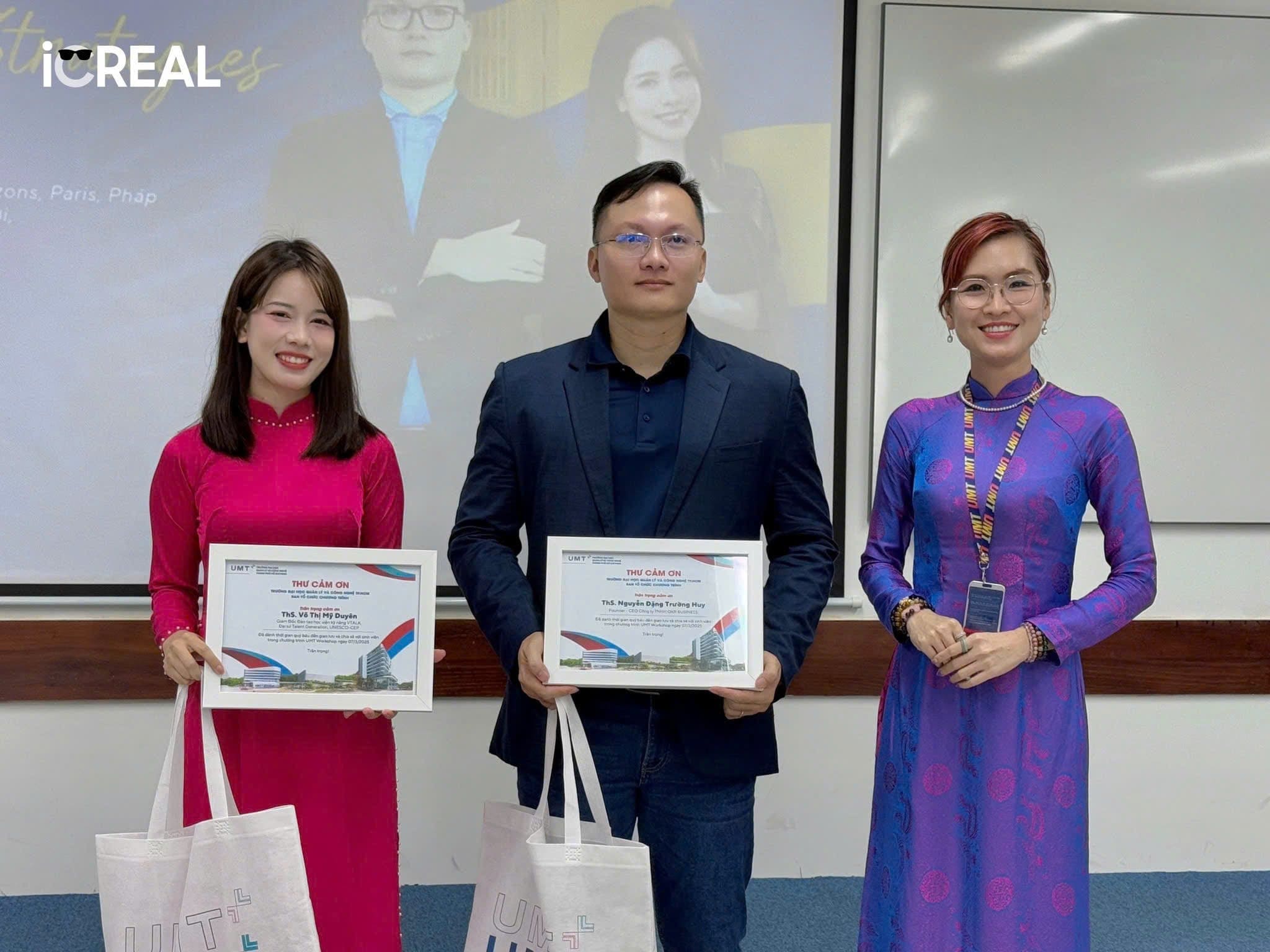 Học viện Kỹ năng VTALK Và OKR.BUSINESS Đồng Hành Cùng Trường Đại Học Quản Lý & Công Nghệ TP.HCM – Hội Thảo Hành Trình Phát Triển Sự Nghiệp