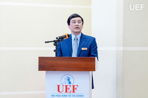 Trường Đại học Kinh tế Tài chính TP.HCM (UEF) ký kết hợp tác MOU với Học viện Kỹ năng VTALK và 13 doanh nghiệp hàng đầu